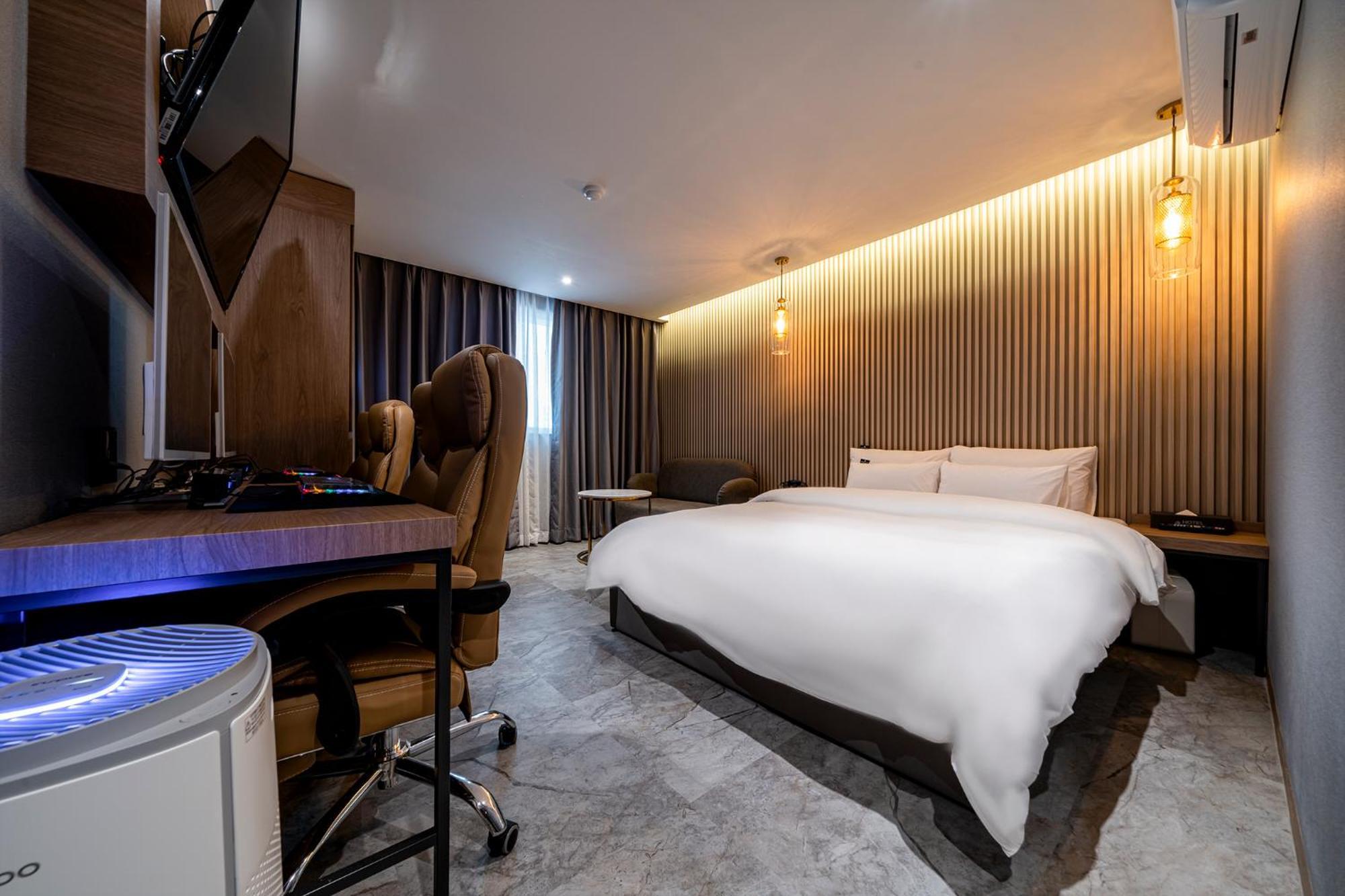 Urban Brown Hotel Chungju City Hall Exterior photo