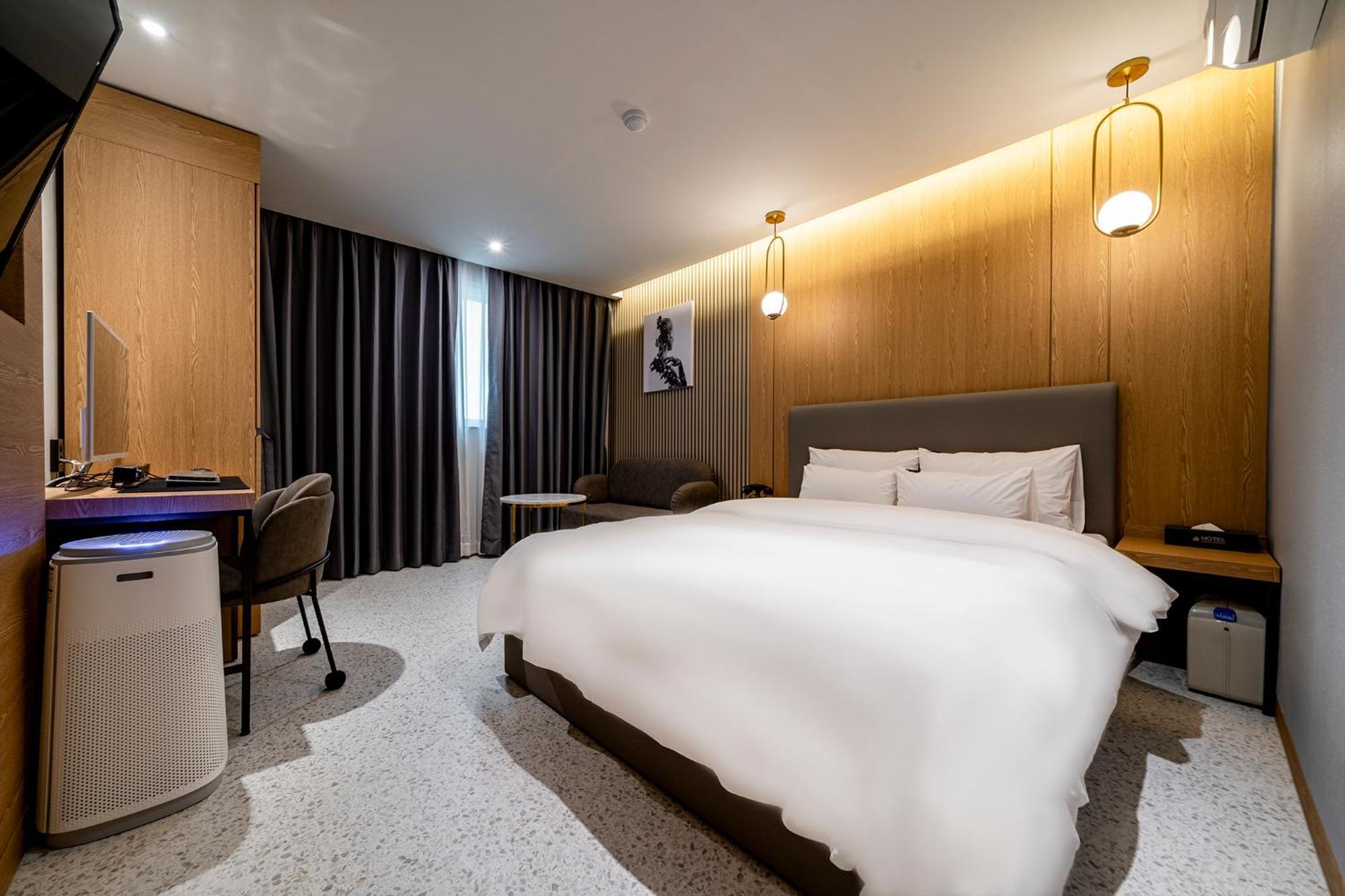 Urban Brown Hotel Chungju City Hall Exterior photo